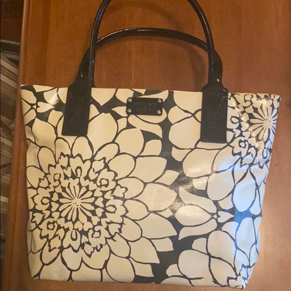 Authentic Kate Spade Tote - Picture 3 of 8